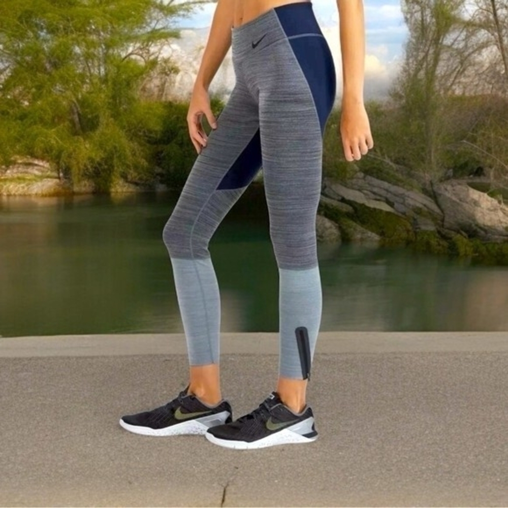 NIKE Women's Dri-FIT Mid Rise Training Compression Leggings Size S Blue Grey VG